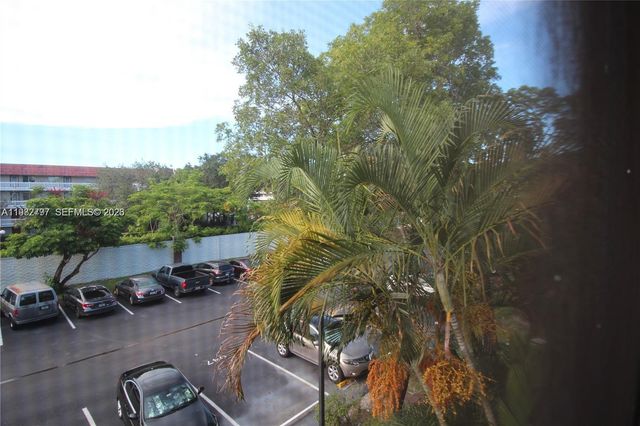 3680 Inverrary Dr 3D, Lauderhill, FL 33319