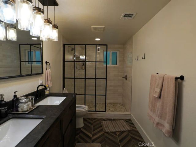 28596 North Bay, Lake Arrowhead, CA 92352
