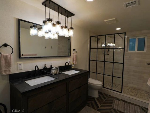 28596 North Bay, Lake Arrowhead, CA 92352