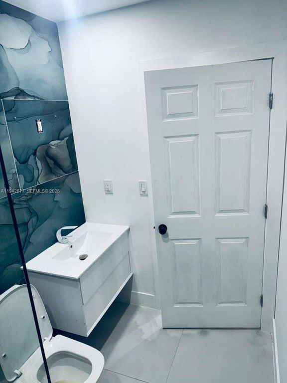 1308 NW 19th Ave A, Fort Lauderdale, FL 33311