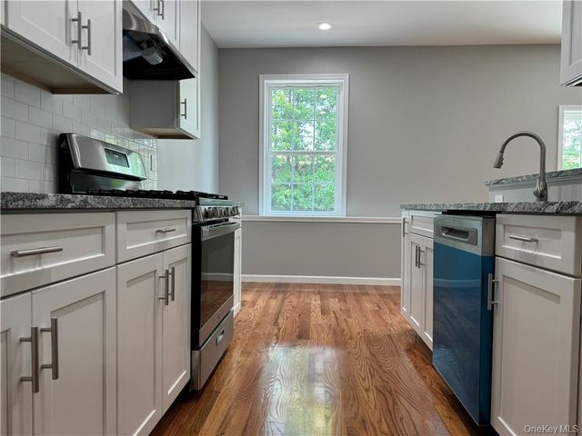 16 Pinto Road W, Middletown, NY 10941