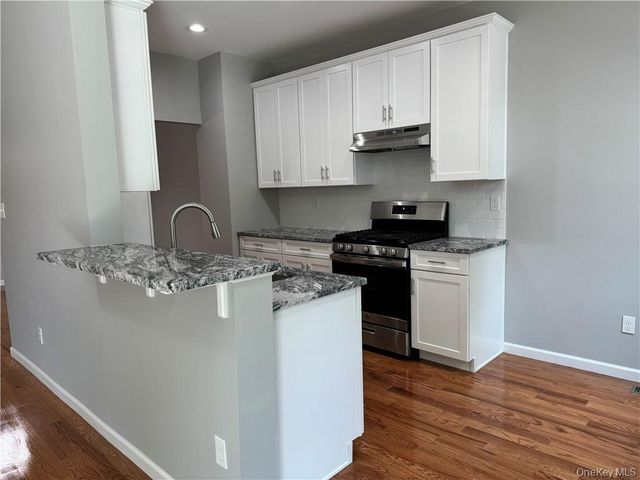 16 Pinto Road W, Middletown, NY 10941