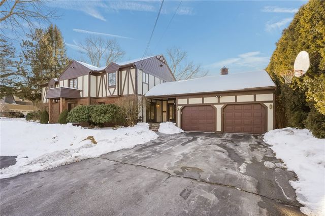 82 Mountain Laurel Drive, Cranston, RI 02920