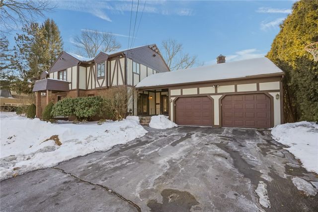 82 Mountain Laurel Drive, Cranston, RI 02920