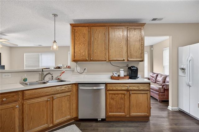 9 Darbys Run Way, Hiram, GA 30141