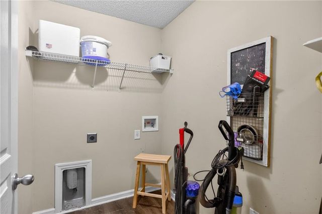 9 Darbys Run Way, Hiram, GA 30141