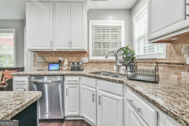 987 Park Hollow Way, Lawrenceville, GA 30043