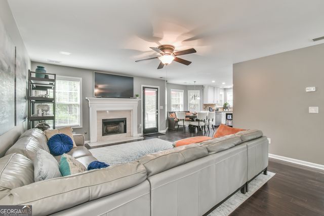 987 Park Hollow Way, Lawrenceville, GA 30043