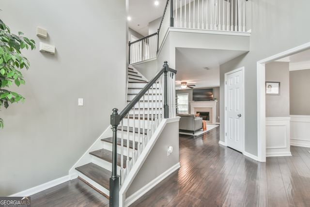 987 Park Hollow Way, Lawrenceville, GA 30043