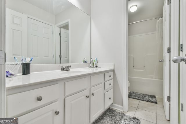 987 Park Hollow Way, Lawrenceville, GA 30043