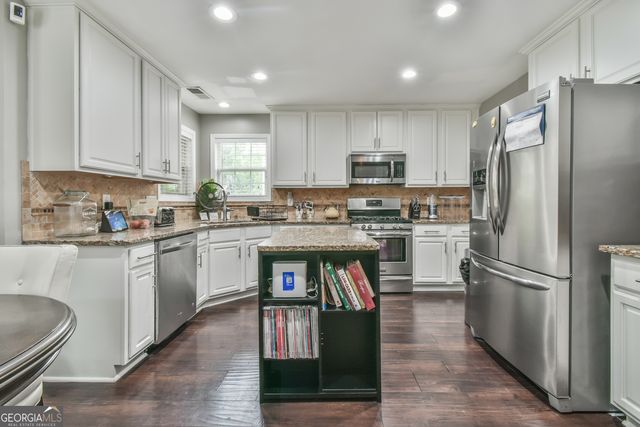 987 Park Hollow Way, Lawrenceville, GA 30043