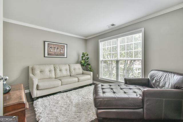 987 Park Hollow Way, Lawrenceville, GA 30043