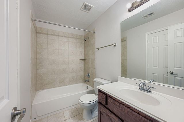 25415 Woodvine Ridge Drive, Richmond, TX 77406