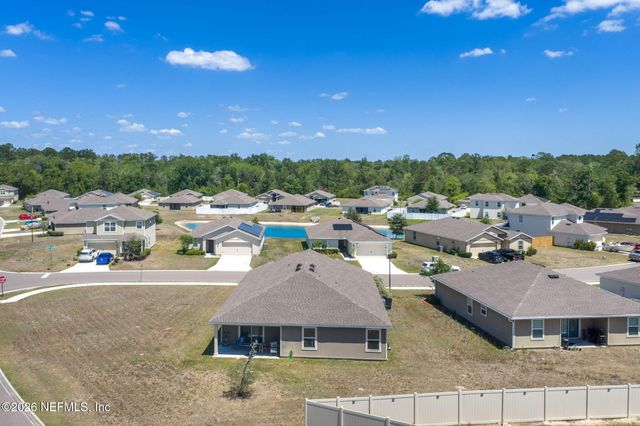 5979 CROSBY LAKE Way E, Macclenny, FL 32063