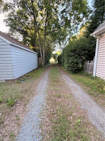 411 Shenandoah St. ST, Portsmouth, VA 23707