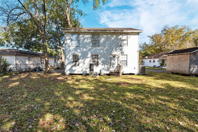 1728 Connorvale Road B, Houston, TX 77039