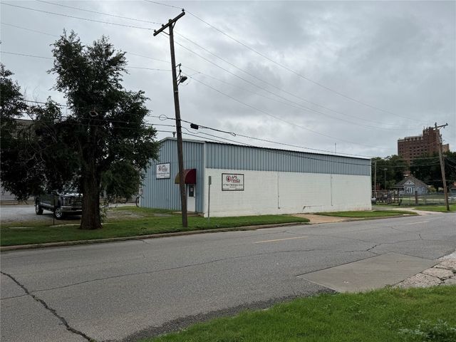 517 N Washington Avenue, Enid, OK 73701