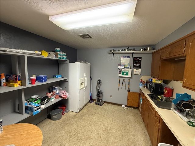 517 N Washington Avenue, Enid, OK 73701