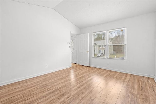 2560 Picardy N Circle, College Park, GA 30349