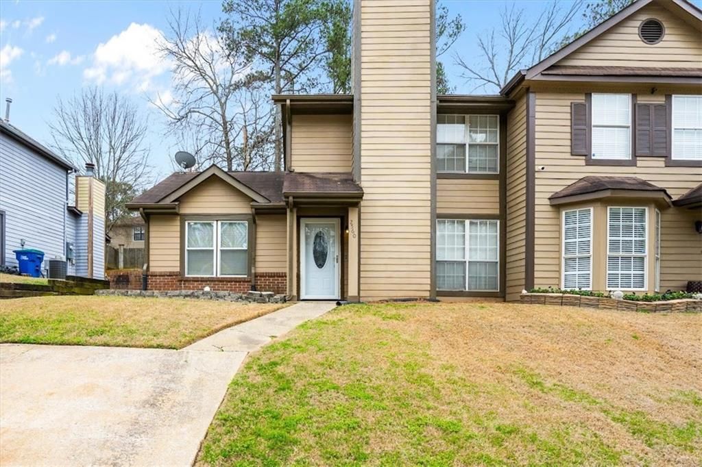 2560 Picardy N Circle, College Park, GA 30349