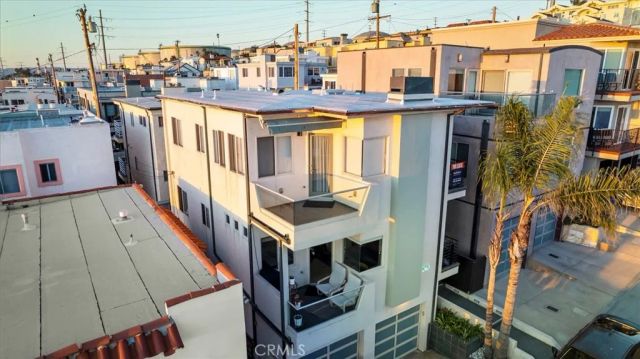 207 42nd Street, Manhattan Beach, CA 90266
