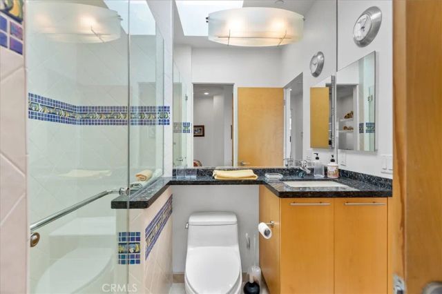 207 42nd Street, Manhattan Beach, CA 90266