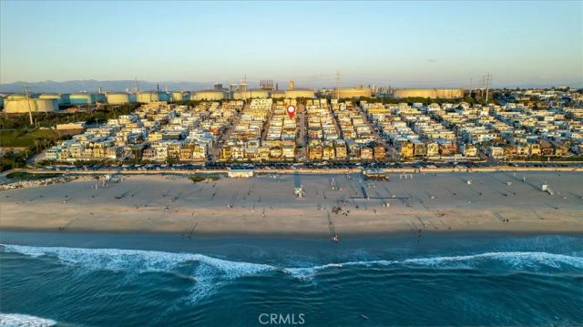 207 42nd Street, Manhattan Beach, CA 90266