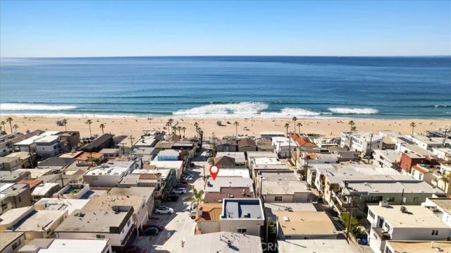 207 42nd Street, Manhattan Beach, CA 90266