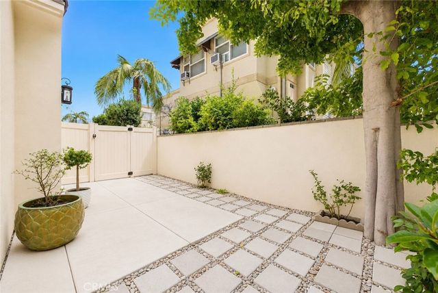 318 California Street, Arcadia, CA 91006
