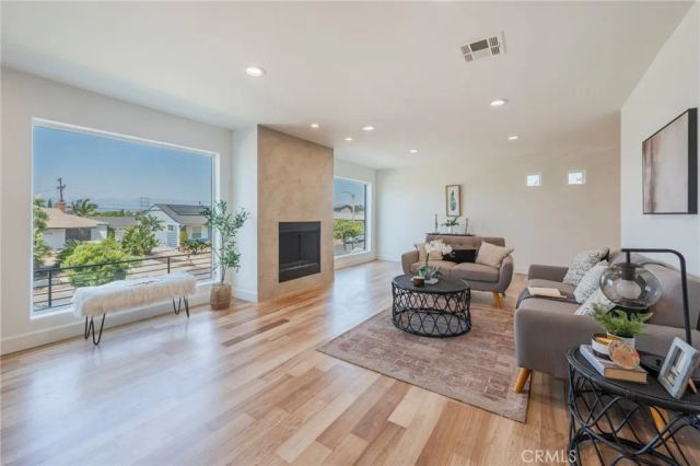 5714 Brushton, Los Angeles, CA 90008