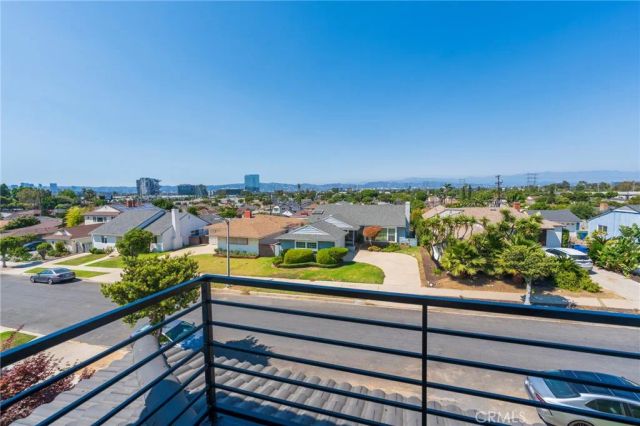 5714 Brushton, Los Angeles, CA 90008