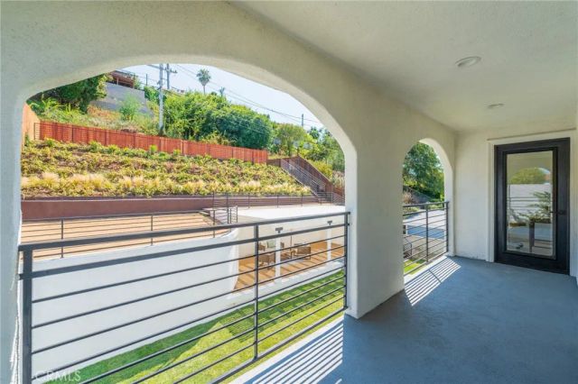 5714 Brushton, Los Angeles, CA 90008