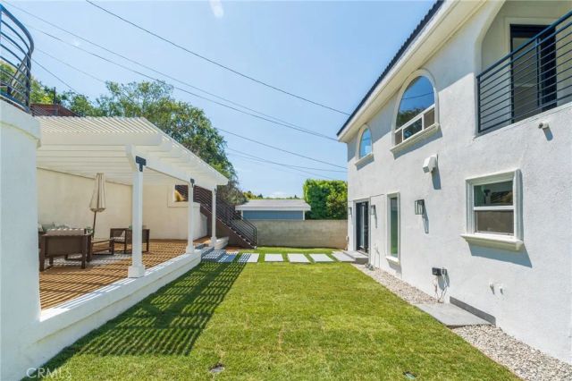 5714 Brushton, Los Angeles, CA 90008