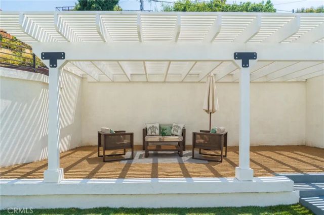 5714 Brushton, Los Angeles, CA 90008