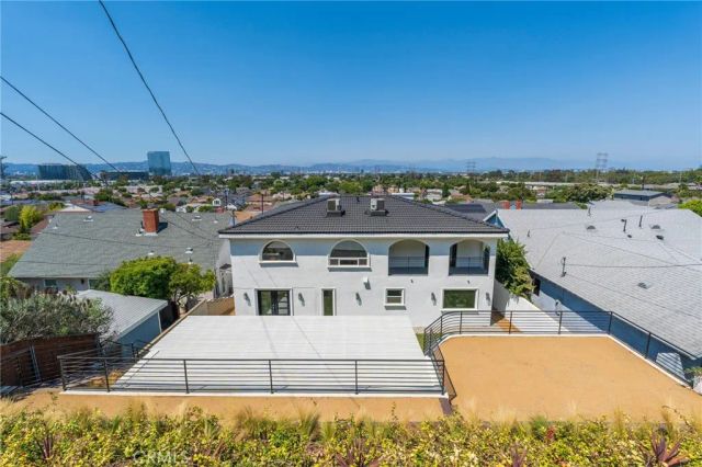 5714 Brushton, Los Angeles, CA 90008