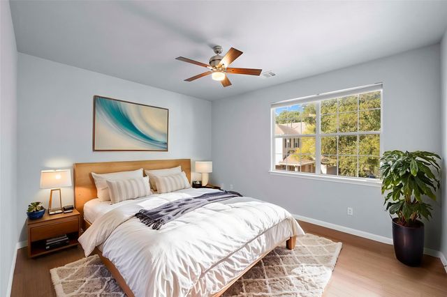 6704 Menchaca RD 29, Austin, TX 78745