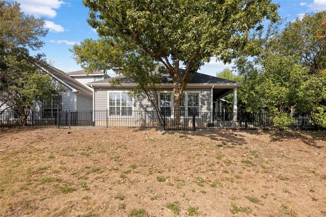 6704 Menchaca RD 29, Austin, TX 78745