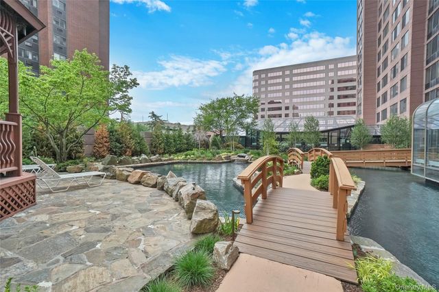 4 Martine Avenue 1212, White Plains, NY 10606