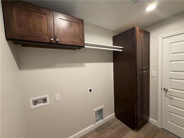 209 W 2nd Street, Creighton, MO 64739