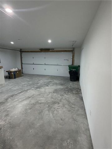 209 W 2nd Street, Creighton, MO 64739