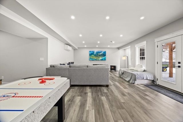 401 South Street, Foxboro, MA 02035