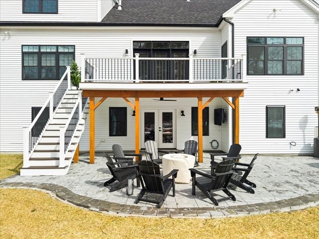 401 South Street, Foxboro, MA 02035