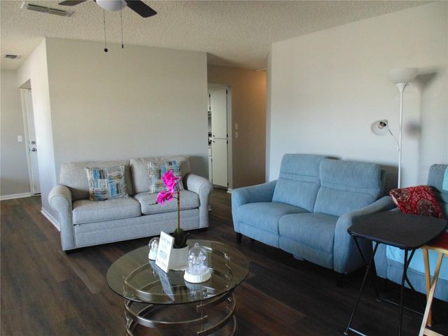 10210 SW 93RD AVENUE, Ocala, FL 34481