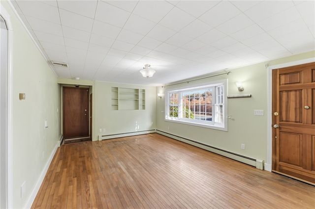 382 Beavertail Road, Jamestown, RI 02835