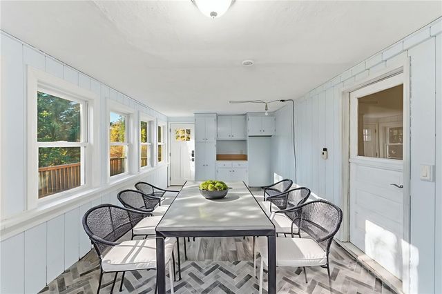 382 Beavertail Road, Jamestown, RI 02835