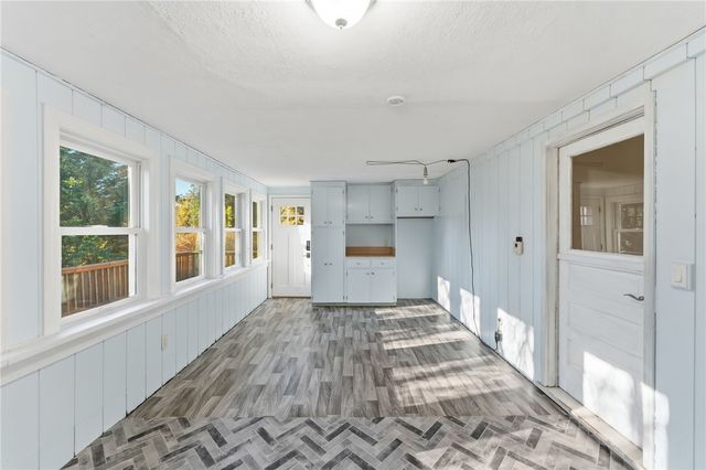 382 Beavertail Road, Jamestown, RI 02835