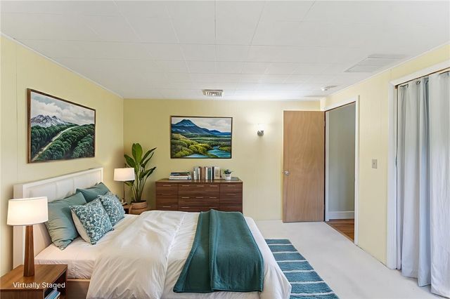 382 Beavertail Road, Jamestown, RI 02835