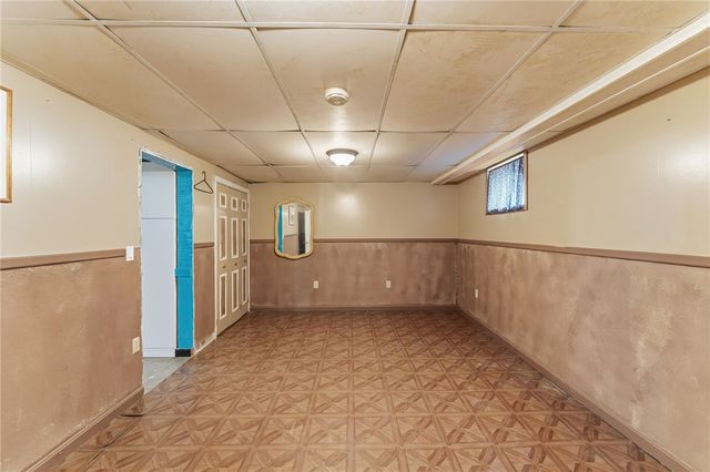 382 Beavertail Road, Jamestown, RI 02835