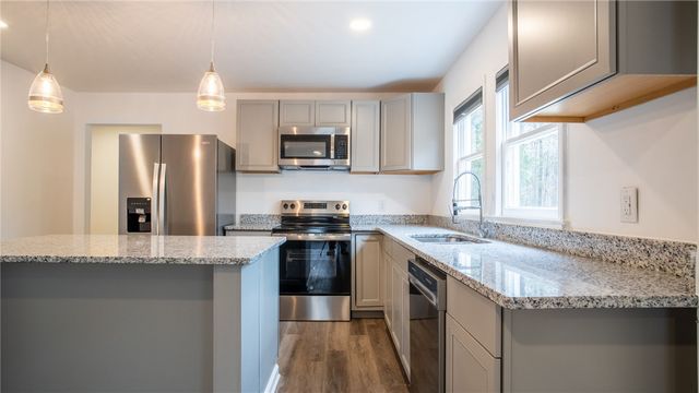 431 Cooley Bridge Road, Pelzer, SC 29669