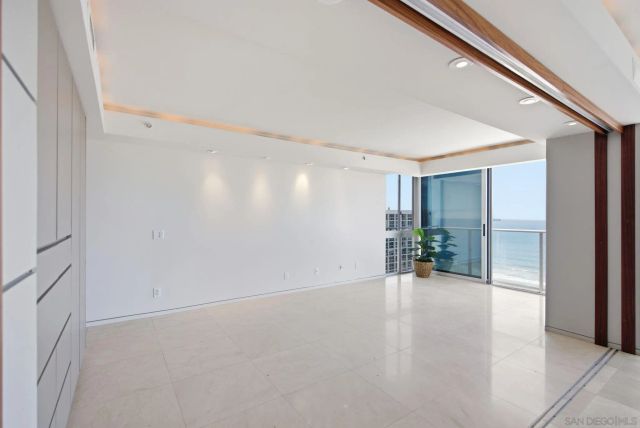 1710 Avenida del Mundo PH02, Coronado, CA 92118